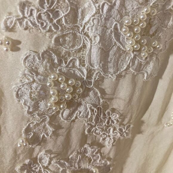 MISS BETSY Wedding Dress Vintage #1149,Made in USA,Size 3,Ivory, beaded - Picture 12 of 15